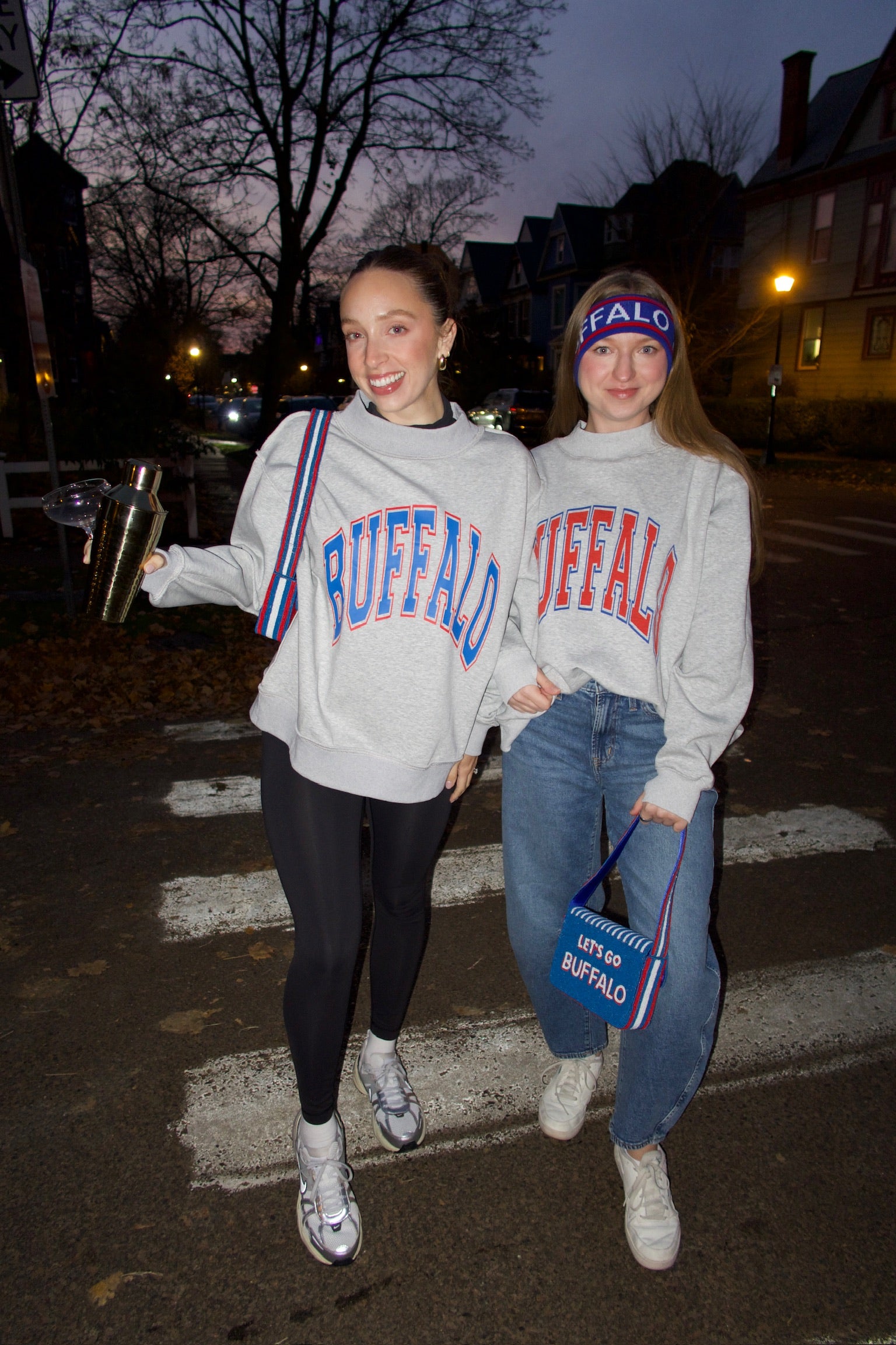Oversized Buffalo Outline Reversible Athletic Mock Neck